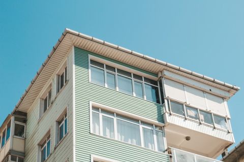 Какие документы и инструменты нужны для приёмки коттеджа?