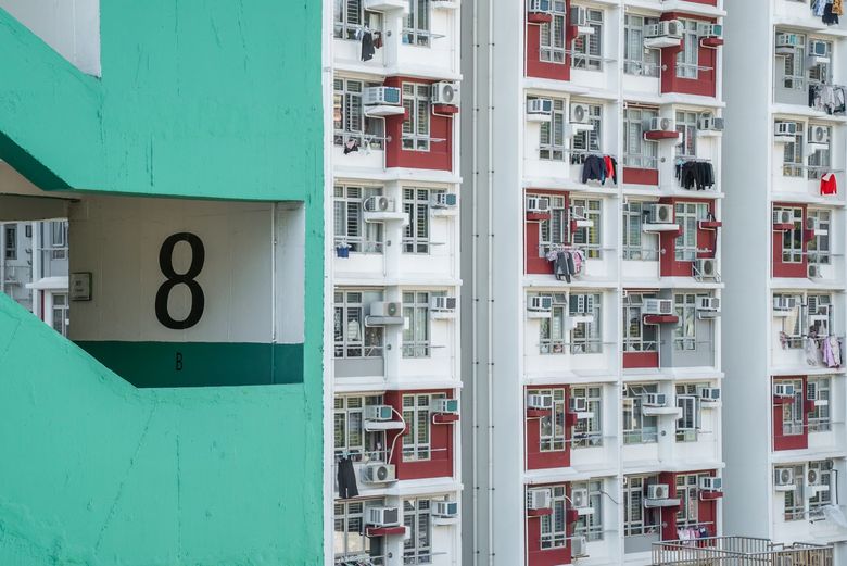 Чем разрешение УК отличается от согласования в Мосжилинспекции?